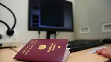 Kapıkule'de Yerli Cihaz Sahte Belgeleri Tespiti Yapıyor
